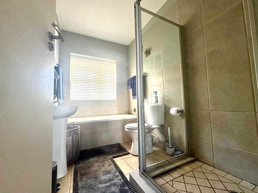 To Let 2 Bedroom Property for Rent in Diaz Beach Western Cape